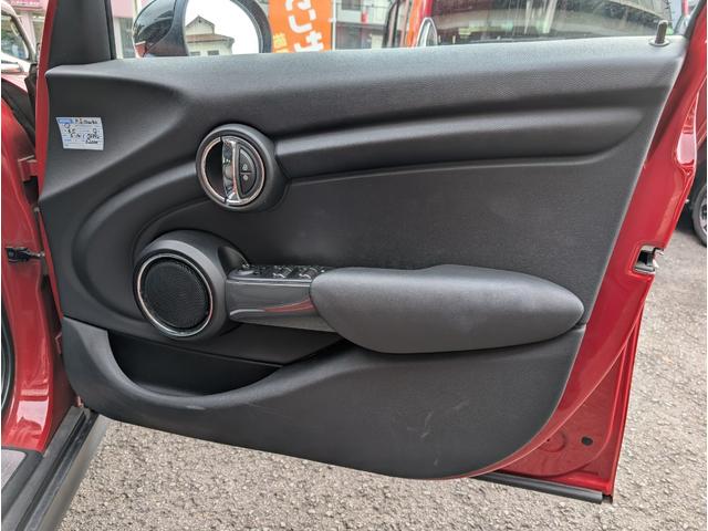 ＭＩＮＩ クーパー　クーパー（５名）　禁煙　ナビ　Ｂｌｕｅｔｏｏｔｈ接続　スマートキー（18枚目）