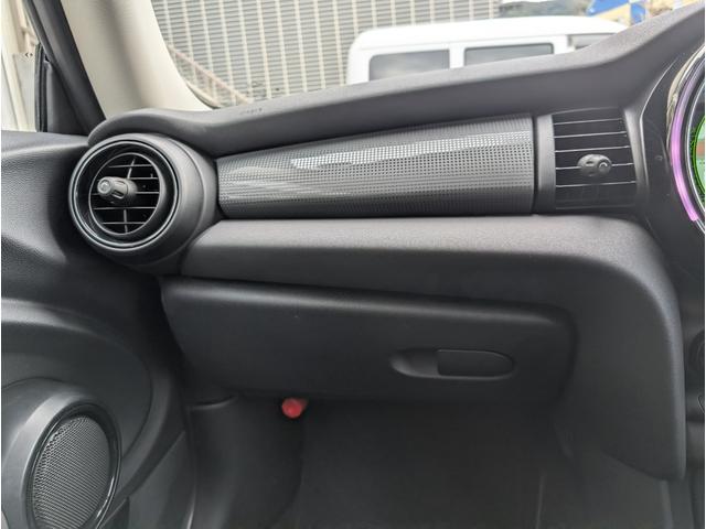 ＭＩＮＩ クーパーＤ　禁煙　ナビ　スマートキー（13枚目）