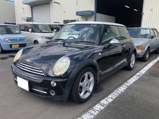 ＭＩＮＩ 　右ハンドル　エアコン　パワステ　パワーウィンドウ　ＡＢＳ　運転席エアバッグ　助手席エアバッグ　盗難防止システム（2枚目）