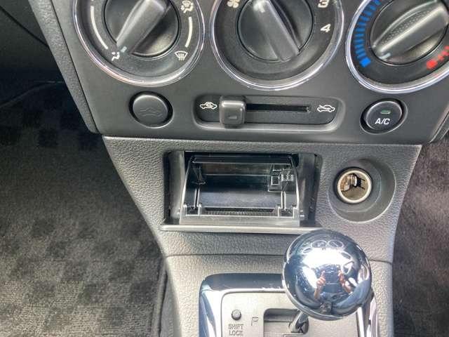 コペン アクティブトップ　電動オープン　Ｂｌｕｅｔｏｏｔｈ　キーレスエントリー　車検２年付　純正アルミホイール　ＡＢＳ　運転席助手席エアバック（6枚目）