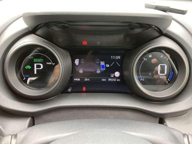 ヤリスクロス ハイブリッドＧ　純正ナビ地デジＴＶ／Ｂｌｕｅｔｏｏｔｈ／車検２年付／全方位カメラ／ブラインドスポットモニター／ＥＴＣ２．０／クリアランスソナー／デイライト／ＬＥＤヘッドライト／衝突軽減ブレーキ／レーンアシスト（7枚目）