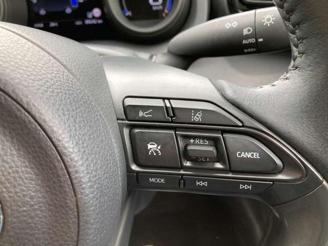 ヤリスクロス ハイブリッドＧ　純正ナビ地デジＴＶ／Ｂｌｕｅｔｏｏｔｈ／車検２年付／全方位カメラ／ブラインドスポットモニター／ＥＴＣ２．０／クリアランスソナー／デイライト／ＬＥＤヘッドライト／衝突軽減ブレーキ／レーンアシスト（12枚目）