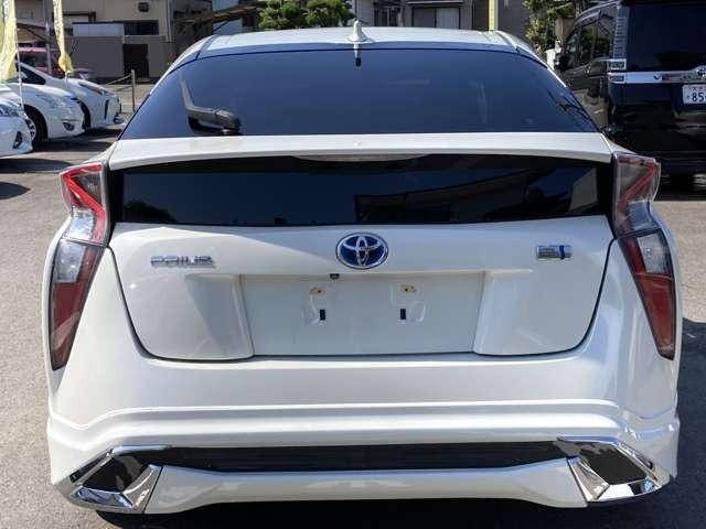 プリウス S フルエアロ/LEDヘッドライト/デイライト/純正ナビ地デジTV/Bluetooth/バックカメラ/車検2年付/ドライブレコーダー/ETC/スマートキー/プッシュスターター(8枚目)