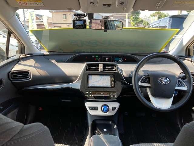 プリウス S フルエアロ/LEDヘッドライト/デイライト/純正ナビ地デジTV/Bluetooth/バックカメラ/車検2年付/ドライブレコーダー/ETC/スマートキー/プッシュスターター(12枚目)