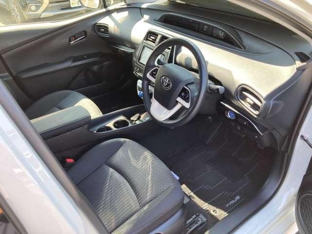 プリウス S フルエアロ/LEDヘッドライト/デイライト/純正ナビ地デジTV/Bluetooth/バックカメラ/車検2年付/ドライブレコーダー/ETC/スマートキー/プッシュスターター(20枚目)