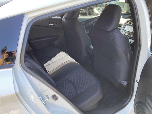 プリウス S フルエアロ/LEDヘッドライト/デイライト/純正ナビ地デジTV/Bluetooth/バックカメラ/車検2年付/ドライブレコーダー/ETC/スマートキー/プッシュスターター(22枚目)