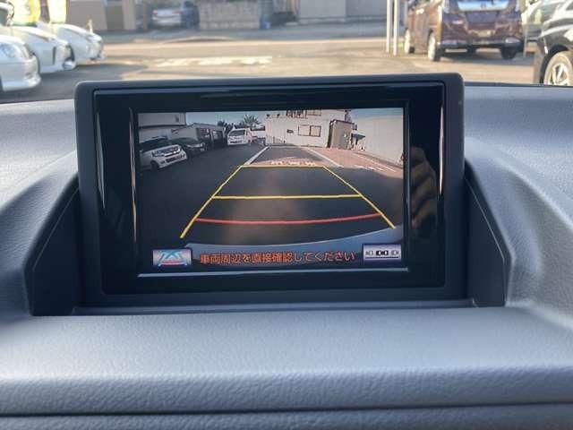 ＣＴ ＣＴ２００ｈ　クリエイティブ　テキスタイルインテリア　純正ナビ地デジＴＶ　バックカメラ　Ｂｌｕｅｔｏｏｔｈ　革シート　スマートキー　ＥＴＣ　プッシュスターター　ＬＥＤヘッドライト　ローダウン　アルミ（5枚目）