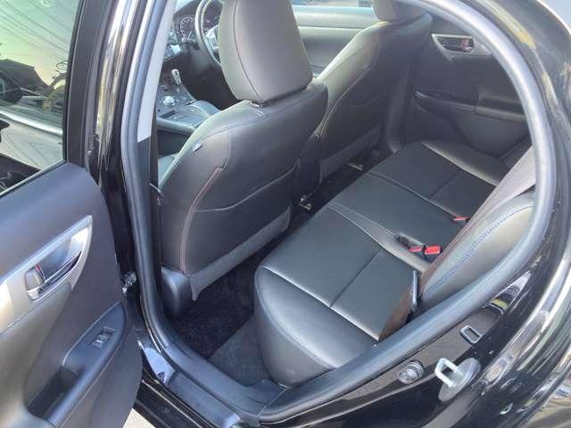 ＣＴ ＣＴ２００ｈ　クリエイティブ　テキスタイルインテリア　純正ナビ地デジＴＶ　バックカメラ　Ｂｌｕｅｔｏｏｔｈ　革シート　スマートキー　ＥＴＣ　プッシュスターター　ＬＥＤヘッドライト　ローダウン　アルミ（21枚目）