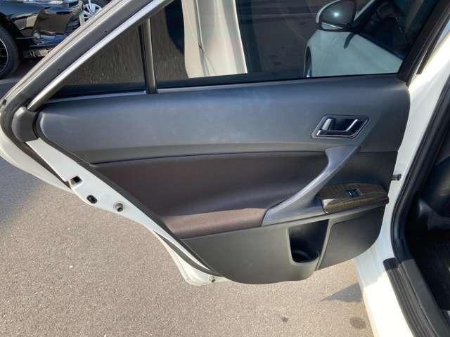 マークX 250G 純正ナビ地デジTV/Bluetooth/バックカメラ/ETC/スマートキー/エアロ/ローダウン/社外19インチAW/HIDヘッドライト(20枚目)