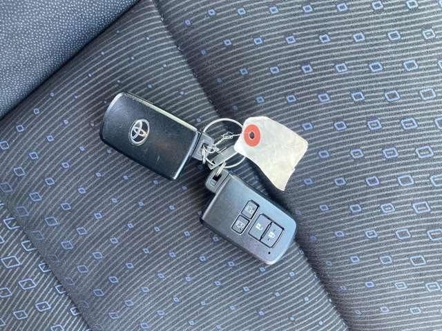 ヴォクシー ハイブリッドV 後席モニター 純正ナビ地デジTV バックカメラ Bluetooth 両側電動スライドドア スマートキー ETC プッシュスターター LEDヘッドライト 車検2年付(15枚目)