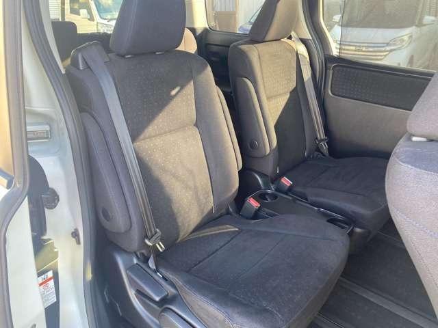 ヴォクシー ハイブリッドV 後席モニター 純正ナビ地デジTV バックカメラ Bluetooth 両側電動スライドドア スマートキー ETC プッシュスターター LEDヘッドライト 車検2年付(20枚目)