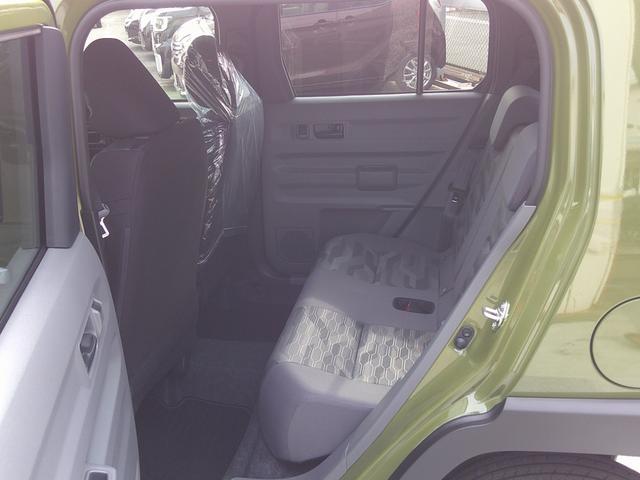 タフト X 届出済み未使用車 スマートキー バックカメラ LEDヘッドライト フロアマット スマートアシスト パノラマルーフ(3枚目)