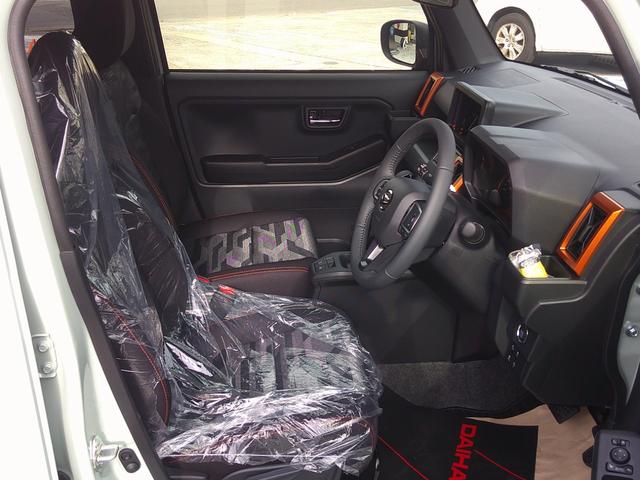 タフト G 届出済み未使用車 ホワイトパック スマートアシスト スマートキー シートヒーター LEDヘッドライト パノラマルーフ バックカメラ ルーフレール フロアマット(17枚目)