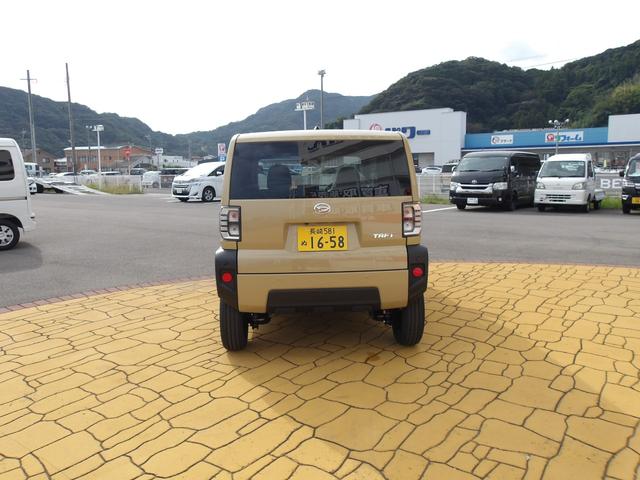 タフト X 届出済み未使用車 スマートキー バックカメラ LEDヘッドライト フロアマット スマートアシスト パノラマルーフ(5枚目)