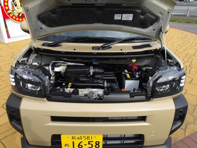 タフト X 届出済み未使用車 スマートキー バックカメラ LEDヘッドライト フロアマット スマートアシスト パノラマルーフ(7枚目)