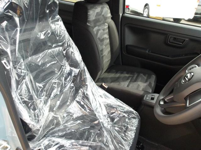 タフト Ｘ　届出済み未使用車　スマートキー　バックカメラ　ＬＥＤヘッドライト　フロアマット　スマートアシスト　パノラマルーフ（13枚目）