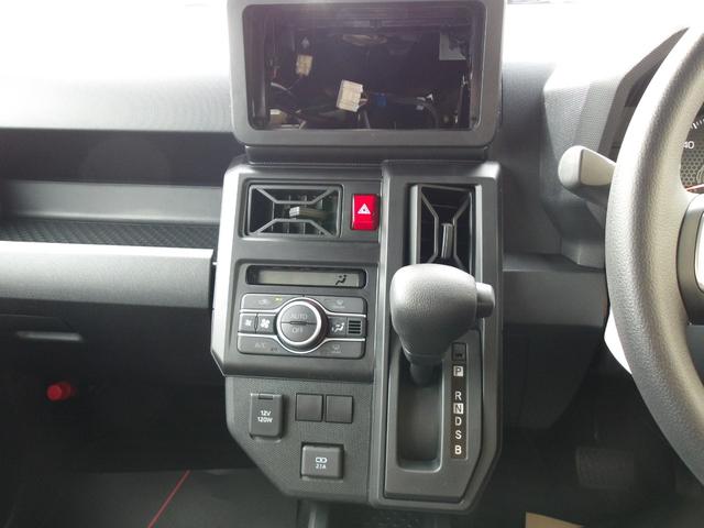 タフト Ｘ　届出済み未使用車　スマートキー　バックカメラ　ＬＥＤヘッドライト　フロアマット　スマートアシスト　パノラマルーフ（14枚目）