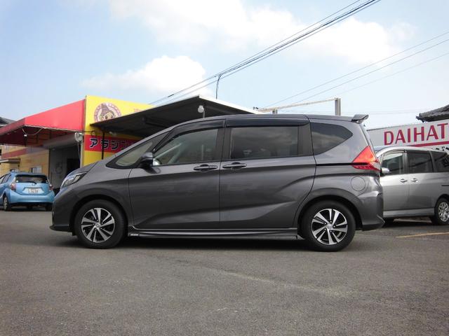 フリード Ｇ・ホンダセンシング　社外ナビ　バックカメラ　ＥＴＣ　クルーズコントロール　両側パワスラ　純正アルミホイール　ハーフレザーシート　ＬＥＤヘッドライト（14枚目）