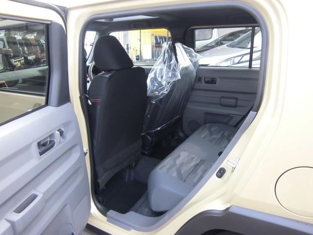 タフト G 届出済み未使用車 スマートアシスト スマートキー シートヒーター LEDヘッドライト パノラマルーフ バックカメラ ルーフレール フロアマット 純正アルミホイール(7枚目)