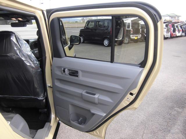 タフト G 届出済み未使用車 スマートアシスト スマートキー シートヒーター LEDヘッドライト パノラマルーフ バックカメラ ルーフレール フロアマット 純正アルミホイール(11枚目)