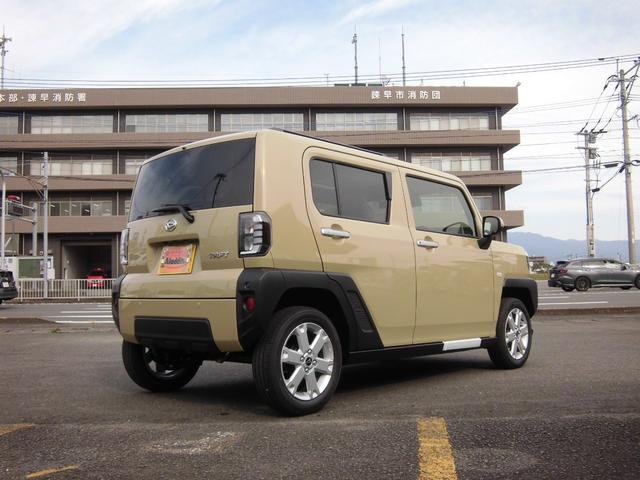 タフト G 届出済み未使用車 スマートアシスト スマートキー シートヒーター LEDヘッドライト パノラマルーフ バックカメラ ルーフレール フロアマット 純正アルミホイール(13枚目)