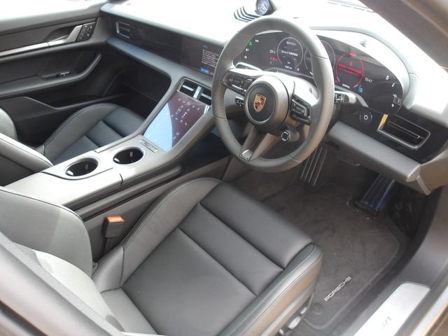 タイカン タイカン パフォーマンスバッテリープラス スポーツクロノパッケージ BOSEサウンド 全方位カメラ 黒レザーシート ベンチレーター 前後ドラレコ 20インチAW マトリクスLED 5人乗り ソフトクローズドア(7枚目)