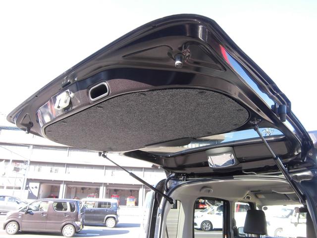 スペーシアカスタム ハイブリッドＸＳターボ　社外９インチナビ　ＥＴＣ　純正アルミホイール　サーキュレーター　両側パワスラ　シートヒーター　デュアルセンターブレーキサポート　衝突被害軽減ブレーキ（5枚目）