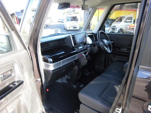 スペーシアカスタム ハイブリッドＸＳターボ　社外９インチナビ　ＥＴＣ　純正アルミホイール　サーキュレーター　両側パワスラ　シートヒーター　デュアルセンターブレーキサポート　衝突被害軽減ブレーキ（7枚目）