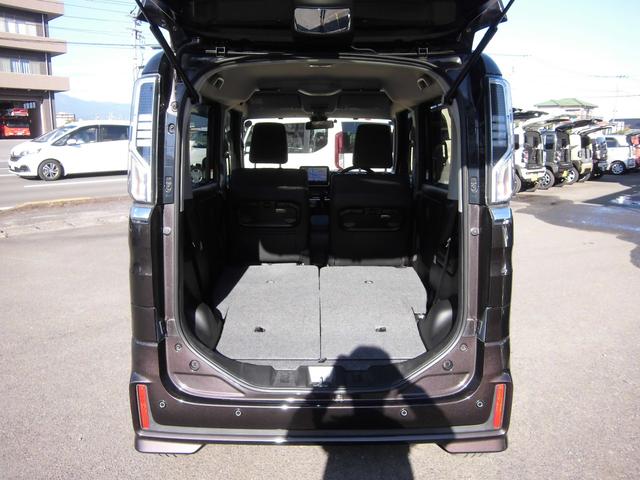 スペーシアカスタム ハイブリッドＸＳターボ　社外９インチナビ　ＥＴＣ　純正アルミホイール　サーキュレーター　両側パワスラ　シートヒーター　デュアルセンターブレーキサポート　衝突被害軽減ブレーキ（19枚目）