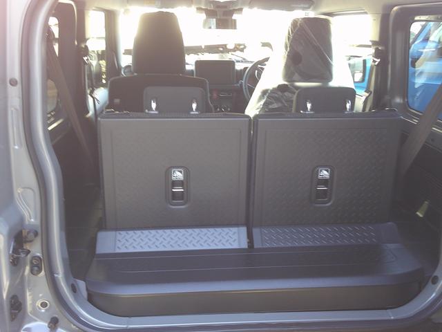 ジムニー XC 届出済み未使用車 スマートキー LEDヘッドライト シートヒーター クルーズコントロール スズキセーフティ 純正アルミ(11枚目)