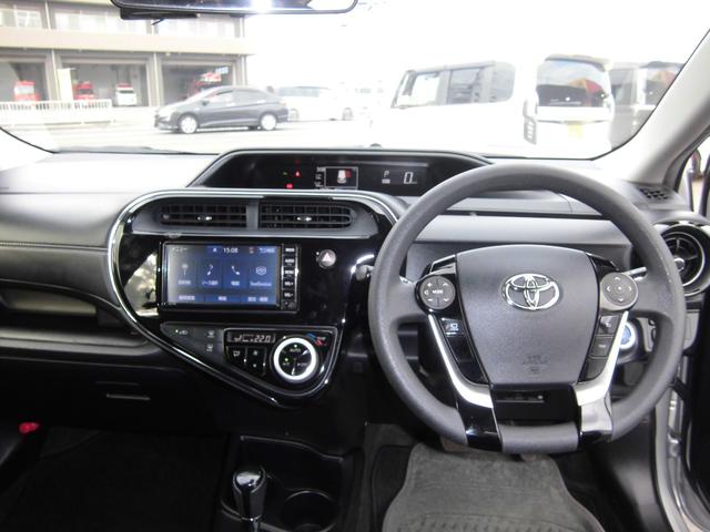 アクア Ｓスタイルブラック　純正ナビ　ワンセグ　パノラミックビューモニター　オートハイビーム　トヨタセーフティセンス　ドライブレコーダー前後　ＥＴＣ（6枚目）