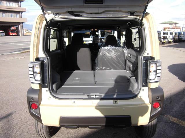 タフト Ｘ　届出済み未使用車　スマートキー　バックカメラ　ＬＥＤヘッドライト　フロアマット　スマートアシスト　パノラマルーフ（2枚目）