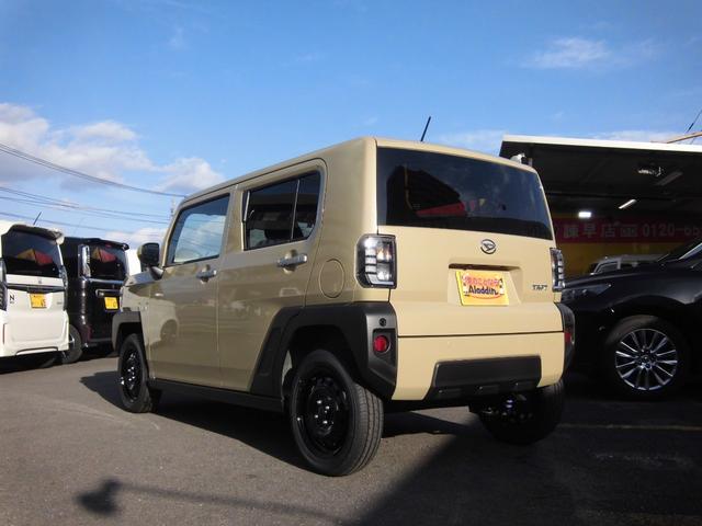 タフト Ｘ　届出済み未使用車　スマートキー　バックカメラ　ＬＥＤヘッドライト　フロアマット　スマートアシスト　パノラマルーフ（3枚目）