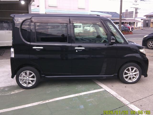 タント カスタムＸ　ワンオーナー　スマートキー　パワースライドドア　純正ナビ　ＴＶ　バックカメラ　純正アルミ　ＨＩＤ（6枚目）