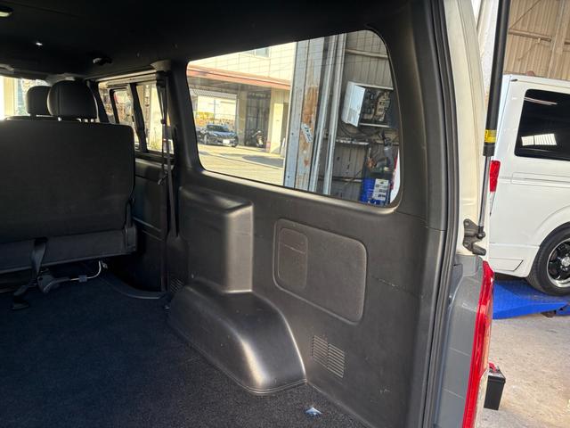 ハイエースバン （9枚目）