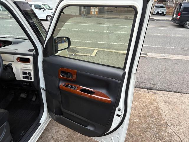 ムーヴキャンバス Ｇブラックインテリアリミテッド　ＳＡＩＩＩ　ＧブラックインテリアリミテッドＳＡＩＩＩ純正ホイール両側電動パワースライドドア　ステアリングリモコン　バックカメラ（14枚目）