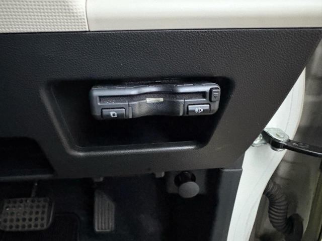 ムーヴキャンバス Ｇブラックインテリアリミテッド　ＳＡＩＩＩ　ＧブラックインテリアリミテッドＳＡＩＩＩ純正ホイール両側電動パワースライドドア　ステアリングリモコン　バックカメラ（18枚目）