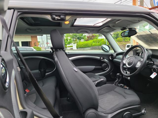 Mini Mini Cooper S Clubman 09 White Km Details Japanese Used Cars Goo Net Exchange Mini Mini Cooper S Clubman 09 White Km Details Japanese Used Cars Goo Net Exchange