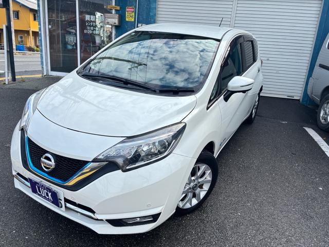 ノート ｅ－パワー　メダリスト　アラウンドビュー　ＥＴＣ　インテリジェントルームミラー　踏み間違え防止アシスト（7枚目）