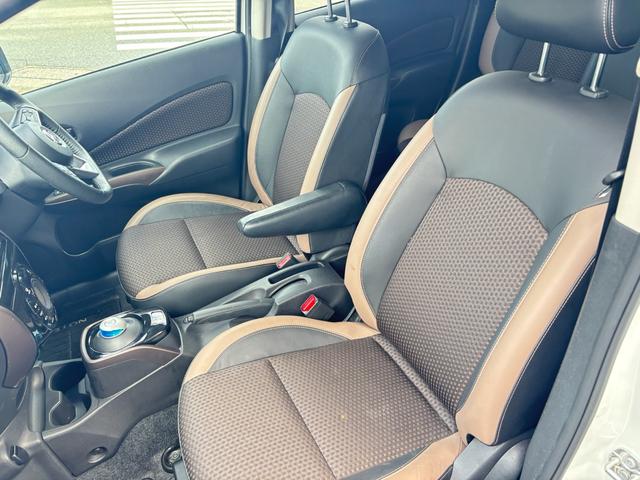 ノート ｅ－パワー　メダリスト　アラウンドビュー　ＥＴＣ　インテリジェントルームミラー　踏み間違え防止アシスト（12枚目）