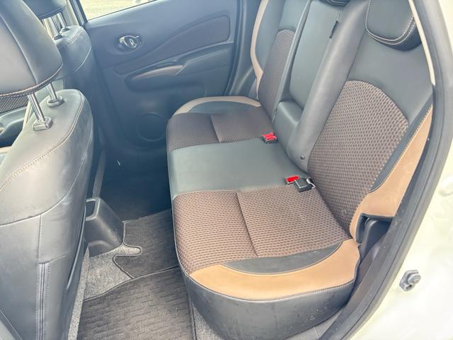 ノート ｅ－パワー　メダリスト　アラウンドビュー　ＥＴＣ　インテリジェントルームミラー　踏み間違え防止アシスト（13枚目）