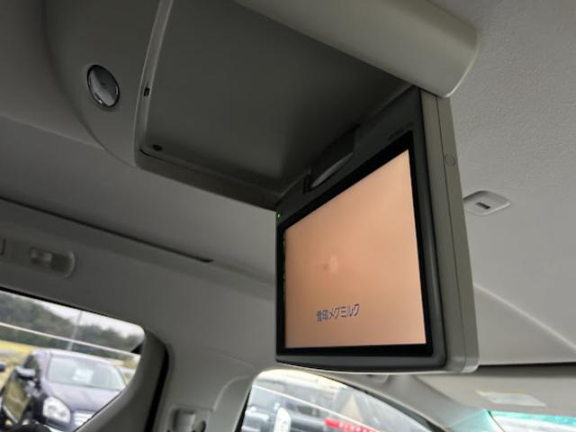 ヴェルファイア ２．４Ｚ　ナビ地デジＴＶ　バックカメラ　Ｂｌｕｅｔｏｏｔｈ　後席モニター　両側電動スライドドア　スマートキー　ＥＴＣ　プッシュスターター　ＨＩＤヘッドライト　クリアランスソナー（21枚目）