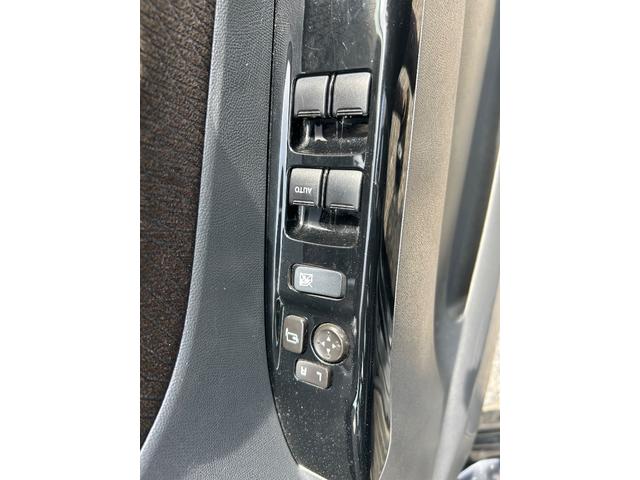 ルークス ハイウェイスターターボ　両側電動スライドドア　ナビ地デジＴＶ　バックカメラ　Ｂｌｕｅｔｏｏｔｈ　インテリジェントキー　ＥＴＣ　プッシュスターター　ＨＩＤヘッドライト　純正エアロ　アルミホイール（16枚目）