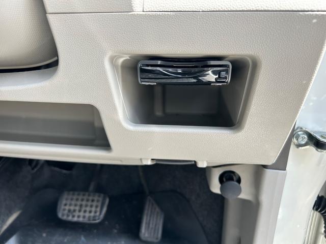 タント Ｘ　アイドリングストップ　片側電動スライドドア　ナビ地デジＴＶ　バックカメラ　Ｂｌｕｅｔｏｏｔｈ　スマートキー　ＥＴＣ　プッシュスターター　ベンチシート　電動格納ドアミラー（10枚目）