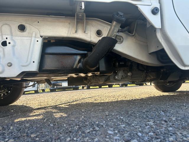 キャリイトラック 　４ＷＤ　　エアコン　オートマ（12枚目）