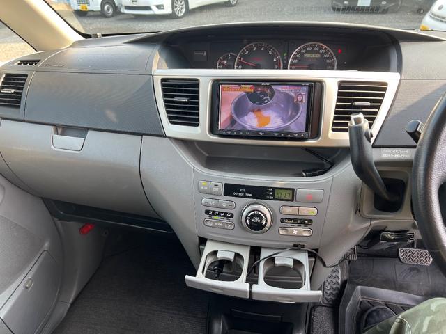 ヴォクシー Ｚ（11枚目）