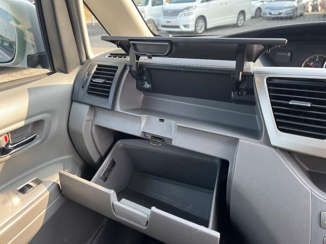 ヴォクシー Ｚ（20枚目）