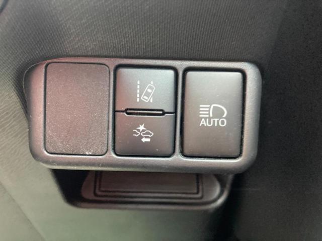 アクア Ｓスタイルブラック　車線逸脱アラート　ＥＣＯモード　バックモニタ－　地デジフルセグ　ナビＴＶ　イモビライザー　スマートキープッシュスタート　アルミホイール　ＥＴＣ付き　Ｗエアバッグ　キーフリ　メモリーナビゲーション　ＰＳ（16枚目）