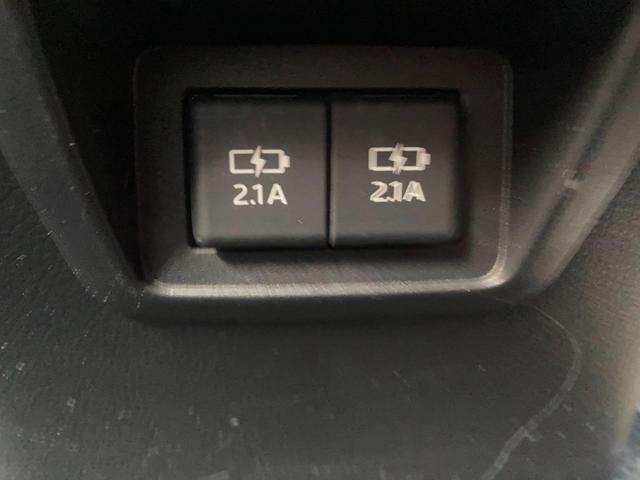 カローラクロス ハイブリッド　Ｚ　ＡＨＢ　全方位Ｍ　ＰＣＳ　Ｐシート　４ＷＤ車　シートＨ　前後ソナー　横滑り防止装置　キーフリー　ＡＢＳ　ＬＥＤライト　ＥＴＣ車載器　地デジＴＶ　ナビ＆ＴＶ　車線逸脱警報　盗難防止装置　アルミホイール（37枚目）