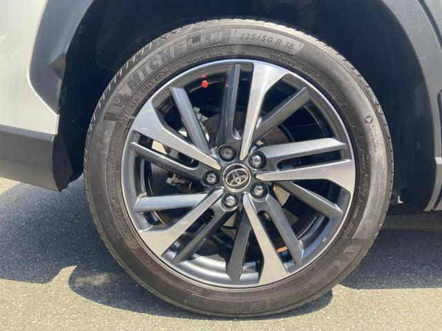 カローラクロス ハイブリッド　Ｚ　ＡＨＢ　全方位Ｍ　ＰＣＳ　Ｐシート　４ＷＤ車　シートＨ　前後ソナー　横滑り防止装置　キーフリー　ＡＢＳ　ＬＥＤライト　ＥＴＣ車載器　地デジＴＶ　ナビ＆ＴＶ　車線逸脱警報　盗難防止装置　アルミホイール（53枚目）